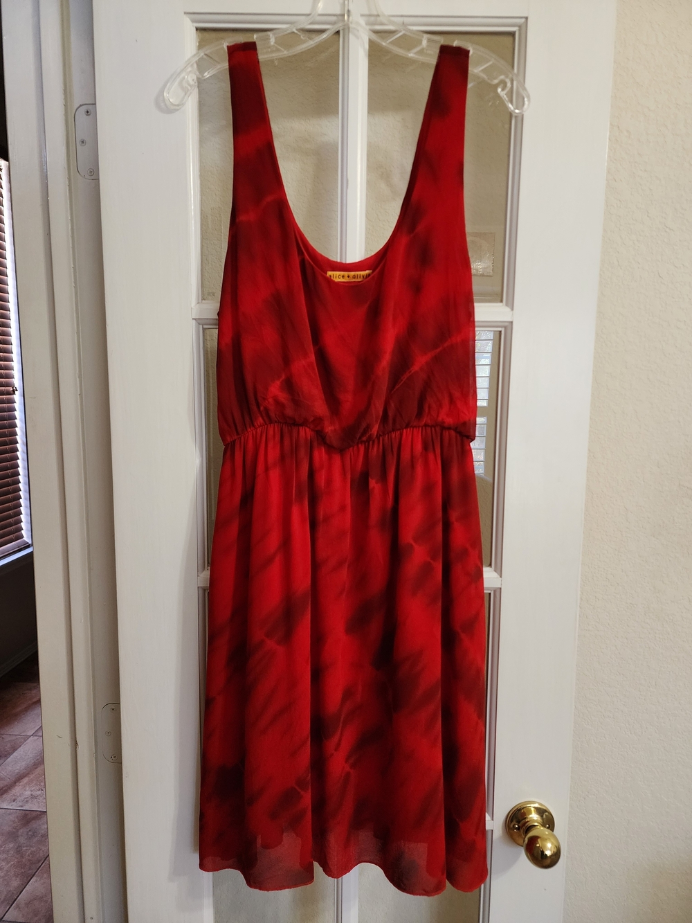 Alice + Olivia Red 100% Silk Sleeveless Fit & Flare Dress C102636692
